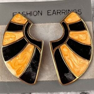 Vintage yellow and black earrings
